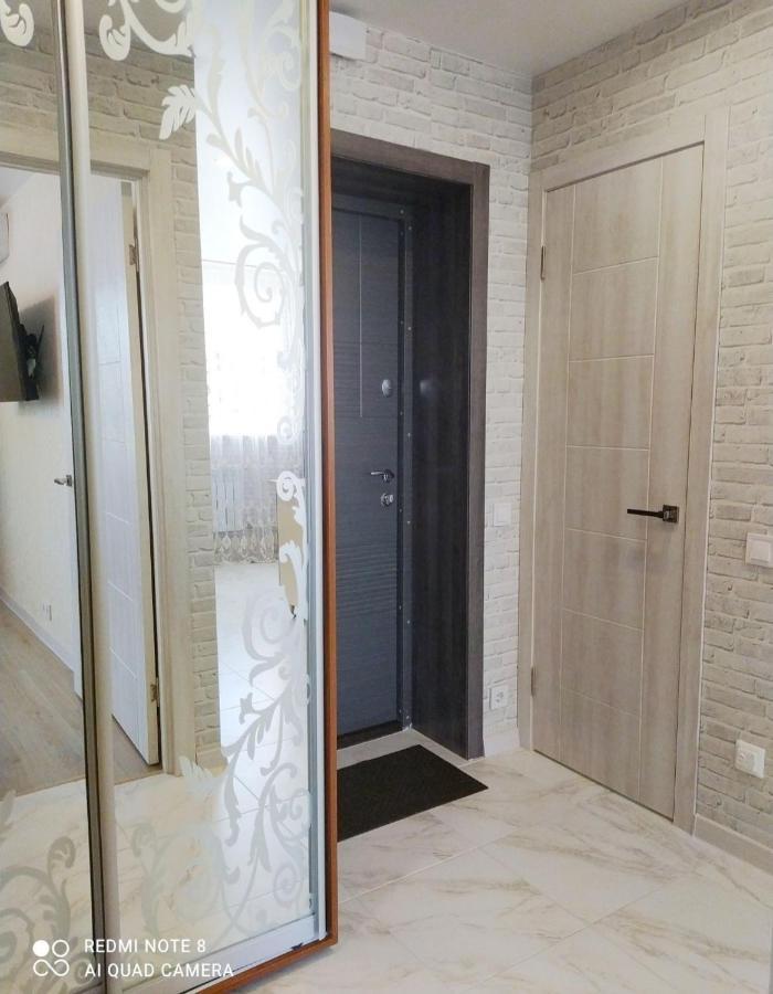 Стильная Vip Квартира В Центре Shostka Bagian luar foto